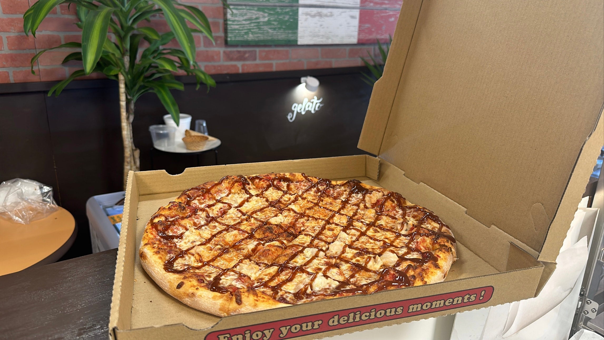 Shredded Provolone Cheese Dominos